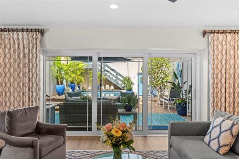 Copropriété à vendre à Tampa, Floride: 4 chambres, 235.88 m2 № 2199927 - photo 15