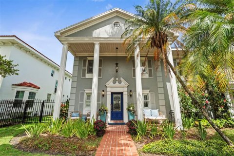 Condo à Tampa, Floride, 4 chambres  № 2199927