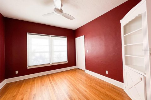Villa ou maison à louer à Gainesville, Floride: 3 chambres, 149.76 m2 № 2145377 - photo 4