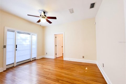 Villa ou maison à louer à Gainesville, Floride: 3 chambres, 149.76 m2 № 2145377 - photo 12
