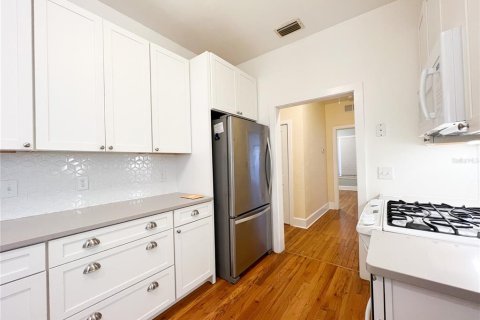 Villa ou maison à louer à Gainesville, Floride: 3 chambres, 149.76 m2 № 2145377 - photo 8