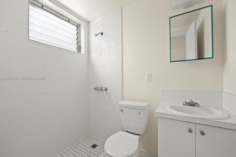 Apartment in Pinecrest, Florida 1 bedroom, 2588.26 sq.m. № 2030946 - photo 9