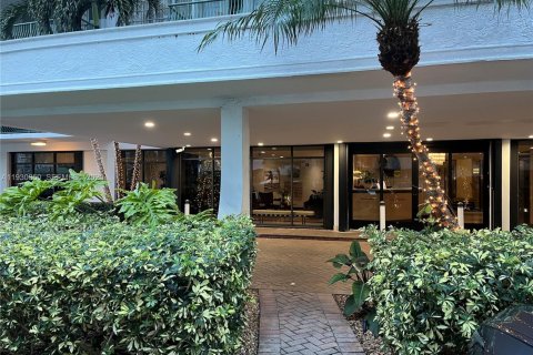 Снять в аренду кондоминиум в Майами, Флорида 1 спальня, 73.11м2, № 1989583 - фото 6