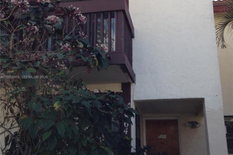 Adosado en Pembroke Park, Florida 2 dormitorios, 117.43 m2 № 2008938