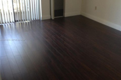 Adosado en alquiler en Pembroke Park, Florida, 2 dormitorios, 117.43 m2 № 2008938 - foto 6