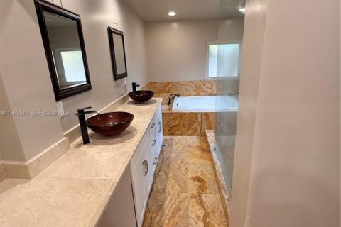 Villa ou maison à vendre à Delray Beach, Floride: 3 chambres, 155.89 m2 № 2023767 - photo 13