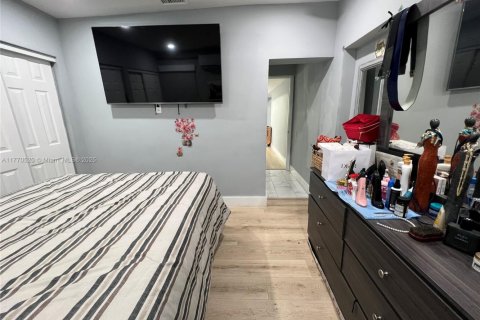 Villa ou maison à vendre à Miami, Floride: 3 chambres, 118.17 m2 № 1605386 - photo 5