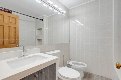 Купить виллу или дом в Майами, Флорида 3 спальни, 113.81м2, № 1956301 - фото 21