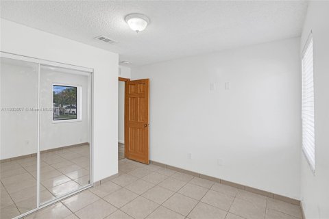 Купить виллу или дом в Майами, Флорида 3 спальни, 113.81м2, № 1956301 - фото 15