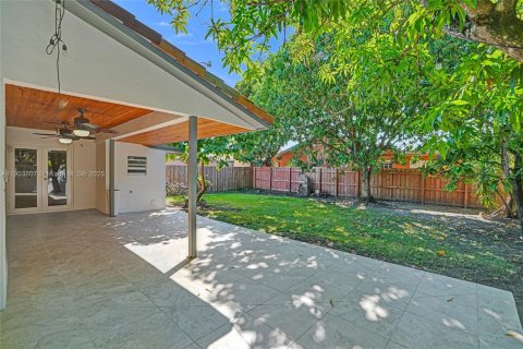 Купить виллу или дом в Майами, Флорида 3 спальни, 113.81м2, № 1956301 - фото 26