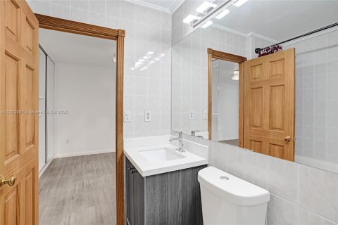 Купить виллу или дом в Майами, Флорида 3 спальни, 113.81м2, № 1956301 - фото 23