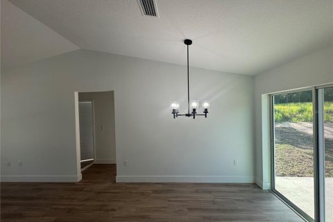 House in Ocala, Florida 3 bedrooms, 107.02 sq.m. № 1838097 - photo 15