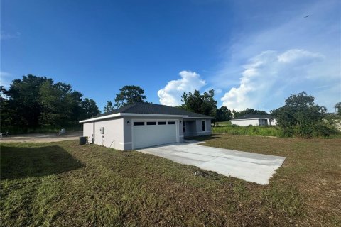 House in Ocala, Florida 3 bedrooms, 107.02 sq.m. № 1838097 - photo 2