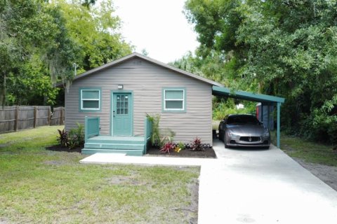 House in Sanford, Florida 2 bedrooms, 93.09 sq.m. № 1853803 - photo 1