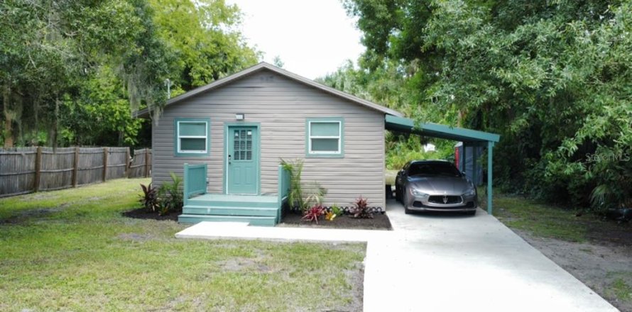 House in Sanford, Florida 2 bedrooms, 93.09 sq.m. № 1853803