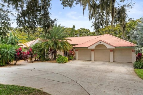House in Leesburg, Florida 5 bedrooms, 410.72 sq.m. № 2105860 - photo 6