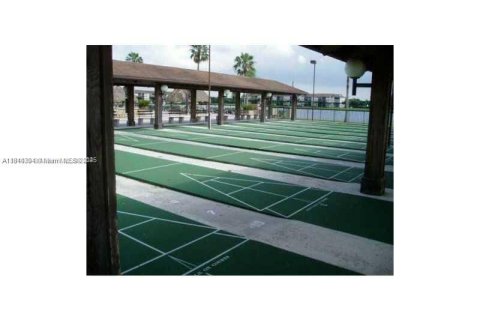 Купить кондоминиум в Пемброк-Пайнс, Флорида 2 спальни, 125.51м2, № 1960164 - фото 2