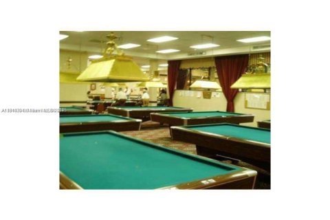 Купить кондоминиум в Пемброк-Пайнс, Флорида 2 спальни, 125.51м2, № 1960164 - фото 3