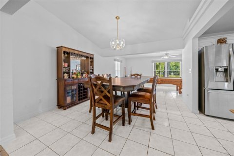 House in Silver Springs Shores, Florida 3 bedrooms, 204.11 sq.m. № 1243029 - photo 28