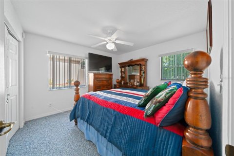 House in Silver Springs Shores, Florida 3 bedrooms, 204.11 sq.m. № 1243029 - photo 13