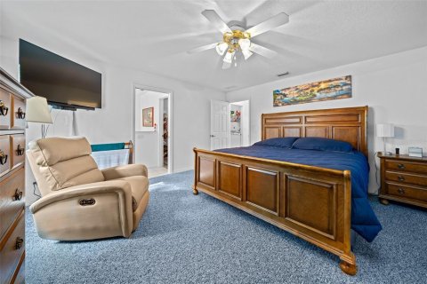 House in Silver Springs Shores, Florida 3 bedrooms, 204.11 sq.m. № 1243029 - photo 20