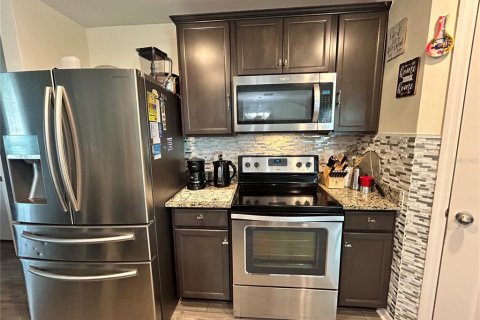 Casa en venta en Fort Myers, Florida, 3 dormitorios, 135.73 m2 № 1829785 - foto 10