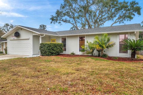 House in Clearwater, Florida 3 bedrooms, 156.82 sq.m. № 1518318 - photo 2