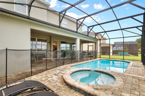 Casa en venta en Kissimmee, Florida, 9 dormitorios, 405.33 m2 № 2130574 - foto 22