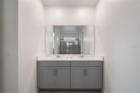 Casa en venta en Kissimmee, Florida, 9 dormitorios, 405.33 m2 № 2130574 - foto 29