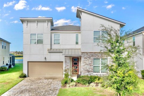 Casa en Kissimmee, Florida 9 dormitorios, 405.33 m2 № 2130574