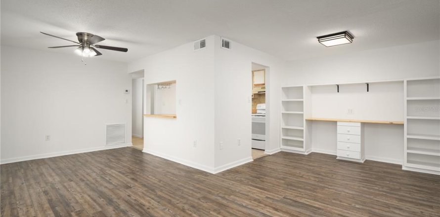 Condo à Port Charlotte, Floride, 2 chambres  № 2098222
