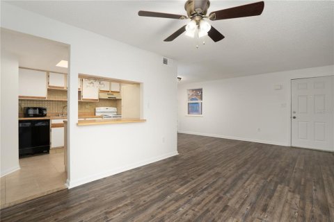 Copropriété à louer à Port Charlotte, Floride: 2 chambres, 89.19 m2 № 2098222 - photo 2