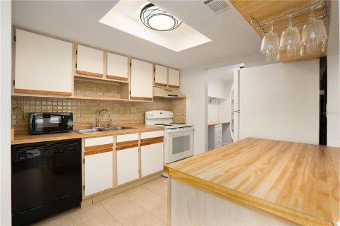 Copropriété à louer à Port Charlotte, Floride: 2 chambres, 89.19 m2 № 2098222 - photo 6
