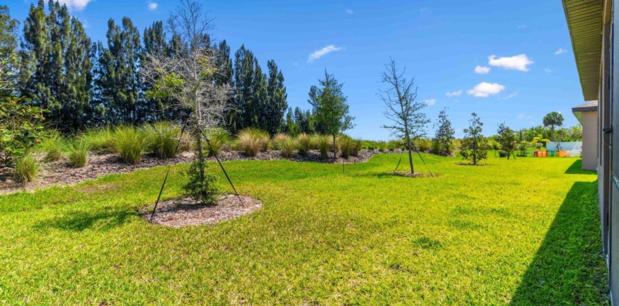 Casa en Fort Pierce, Florida 3 dormitorios, 155.33 m2 № 1207943