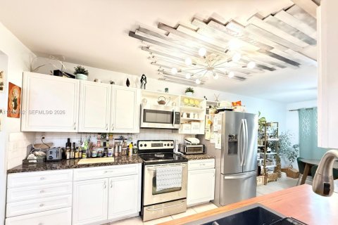 Touwnhouse à Hollywood, Floride 4 chambres, 155.15 m2 № 1995719