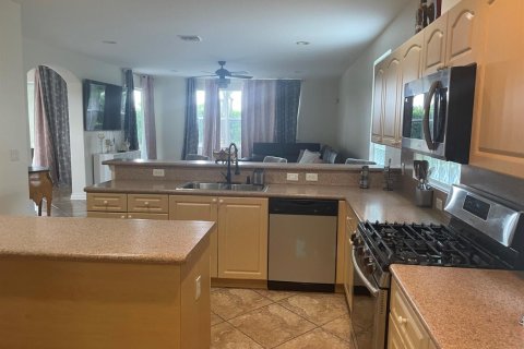 Villa ou maison à louer à Wellington, Floride: 5 chambres, 284.75 m2 № 2146245 - photo 3
