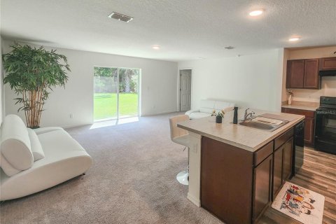 House in Palm Coast, Florida 4 bedrooms, 167.78 sq.m. № 1808341 - photo 7