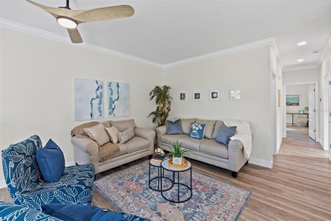 House in Weeki Wachee, Florida 2 bedrooms, 124.21 sq.m. № 1412917 - photo 13