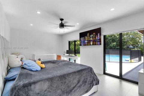 Casa en venta en Miami, Florida, 3 dormitorios, 153.29 m2 № 2280976 - foto 17