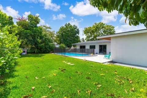 Casa en venta en Miami, Florida, 3 dormitorios, 153.29 m2 № 2280976 - foto 29