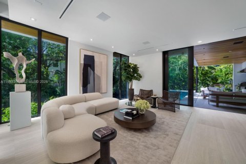 Купить виллу или дом в Майами, Флорида 5 спален, 347.08м2, № 2060305 - фото 8