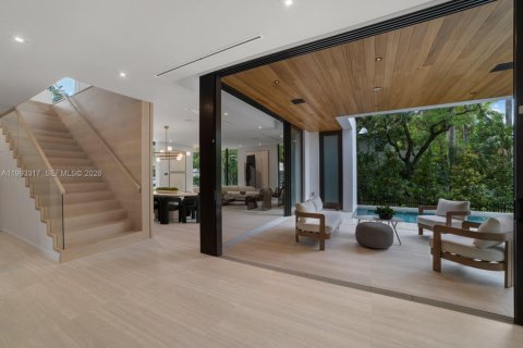 Купить виллу или дом в Майами, Флорида 5 спален, 347.08м2, № 2060305 - фото 9