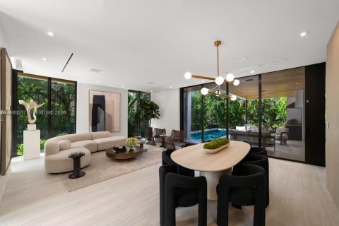 Купить виллу или дом в Майами, Флорида 5 спален, 347.08м2, № 2060305 - фото 3