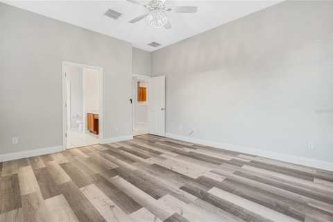 Casa en venta en Orlando, Florida, 5 dormitorios, 269.14 m2 № 1844643 - foto 15