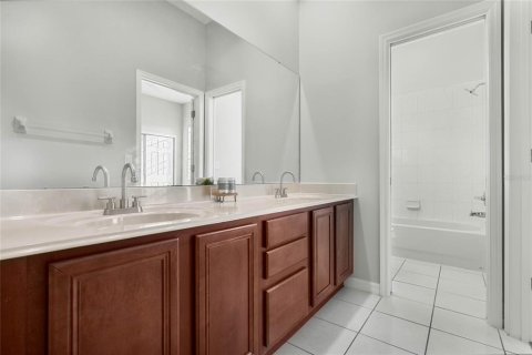 Casa en venta en Orlando, Florida, 5 dormitorios, 269.14 m2 № 1844643 - foto 19