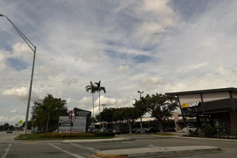 Commercial property in Davie, Florida № 2082057 - photo 7