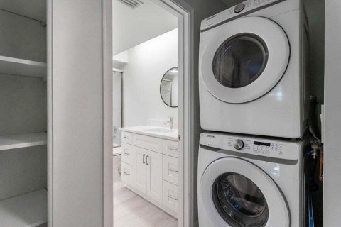 Купить кондоминиум в Бока-Ратон, Флорида 4 комнаты, 111.48м2, № 2084138 - фото 19