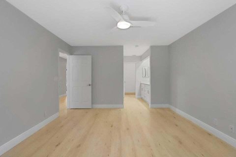 Купить кондоминиум в Бока-Ратон, Флорида 4 комнаты, 111.48м2, № 2084138 - фото 12