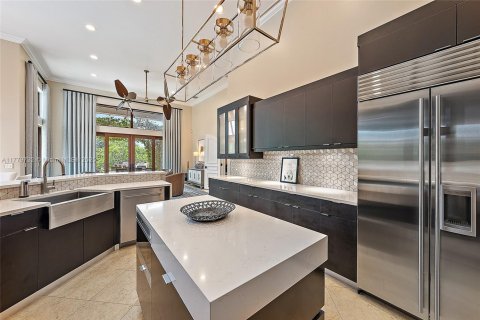 House in Jupiter, Florida 5 bedrooms, 374.58 sq.m. № 1863672 - photo 11