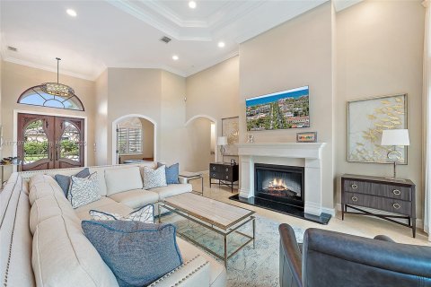 House in Jupiter, Florida 5 bedrooms, 374.58 sq.m. № 1863672 - photo 5